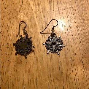 Snow flake earrings